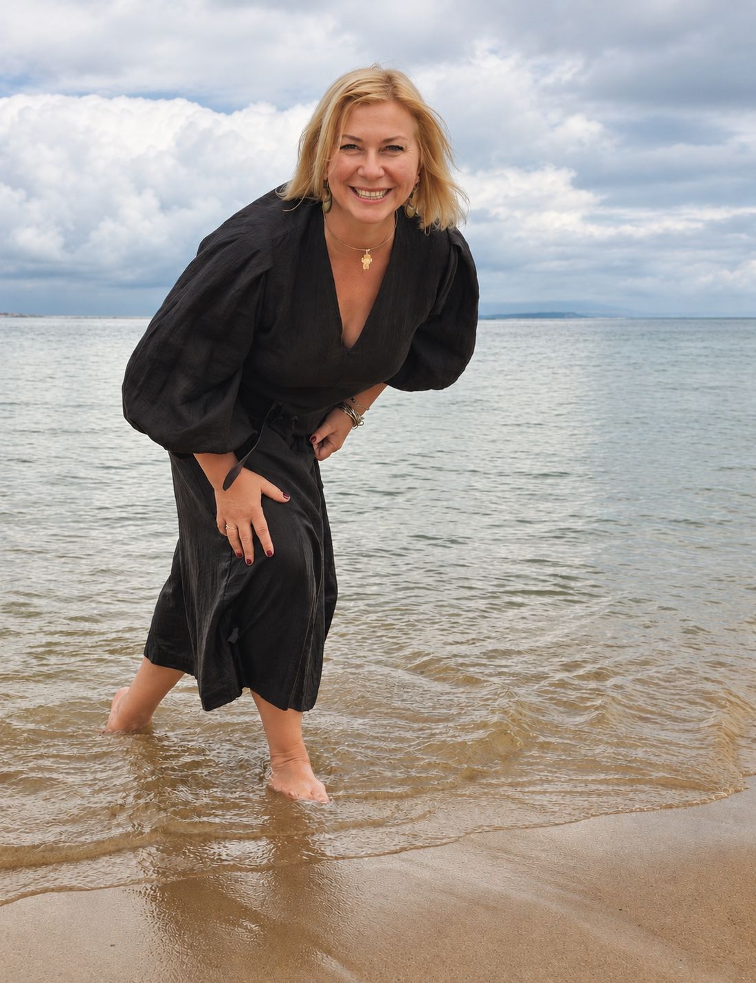 Viktoriia Bezugla by the sea